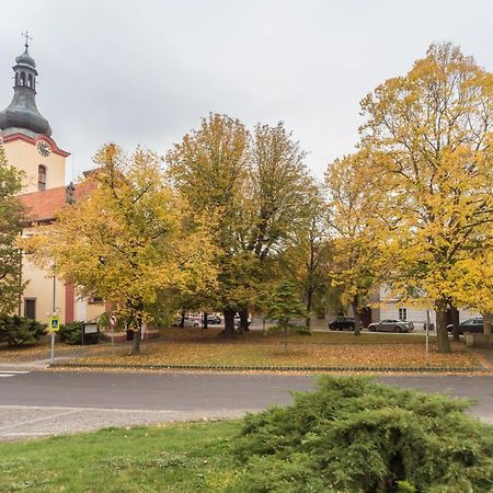 Budyne Apartment Budyne nad Ohri Екстериор снимка