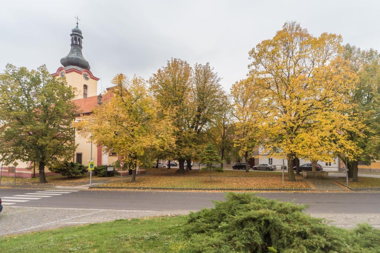 Budyne Apartment Budyne nad Ohri Екстериор снимка